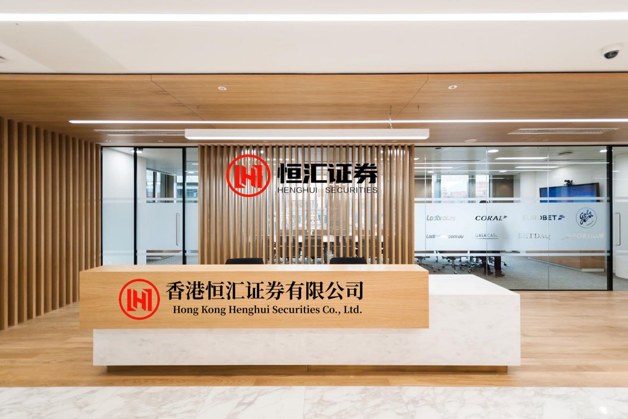 九连阳配资官网 白日提灯定档，陈飞宇迪丽热巴主演，能用AI却用真人